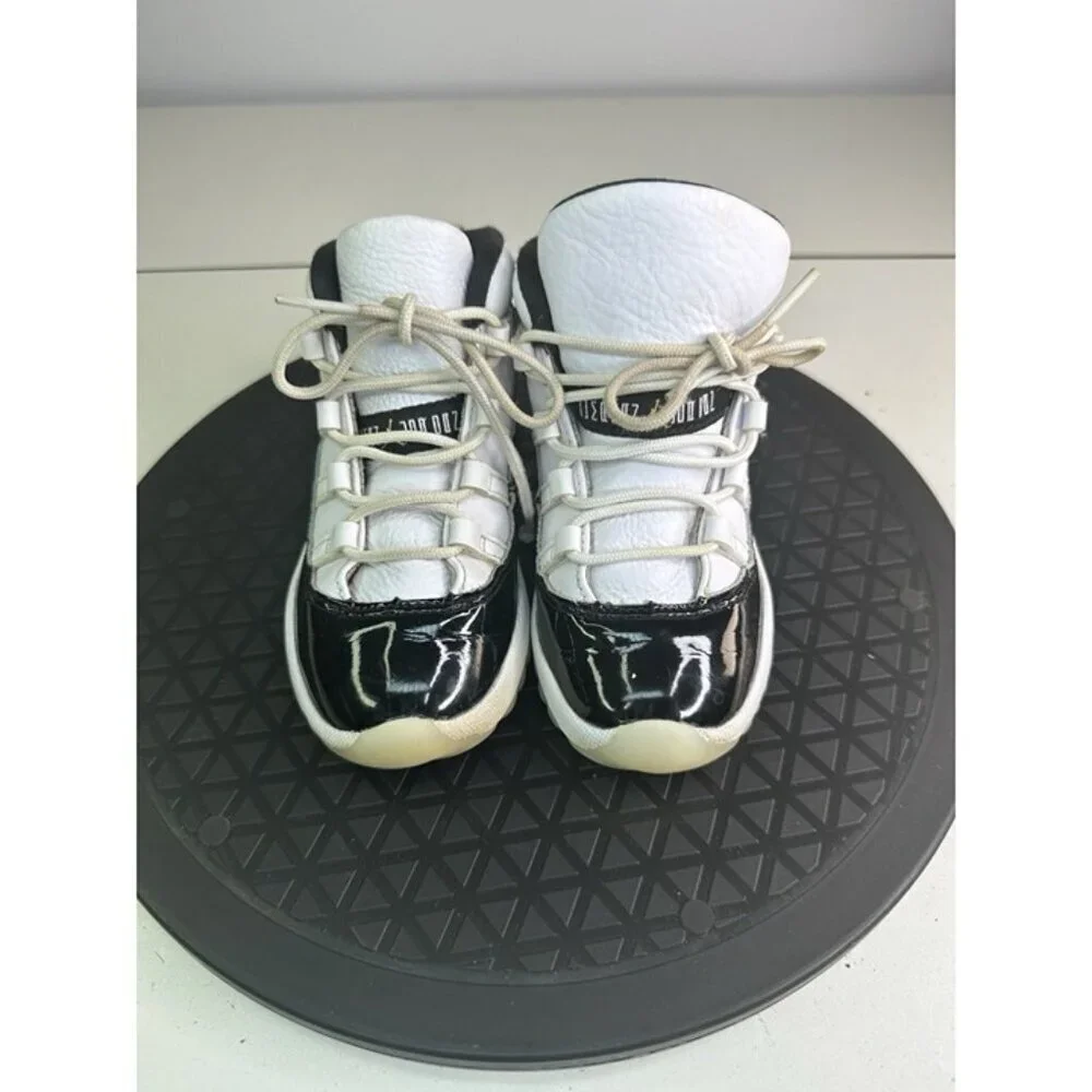 Nike Air Jordan 11 Retro TD Gratitude 378040-170 Kids 10C White Black Patent 23